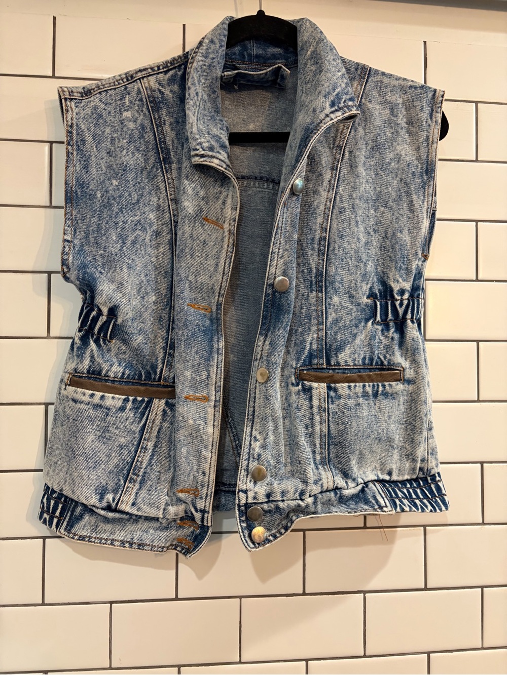 Vintage Acid-Wash Blue Denim Vest women’s size medium